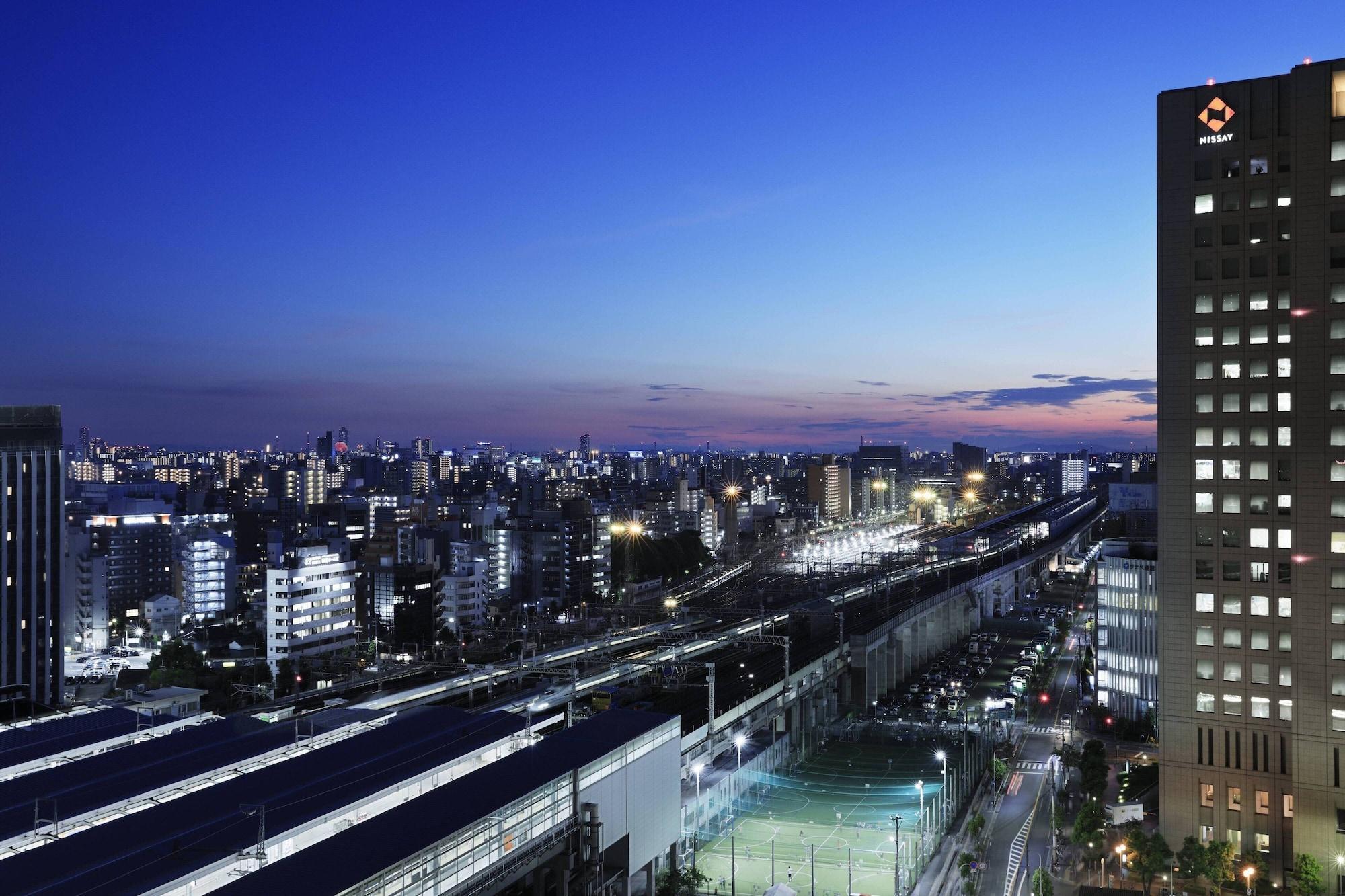 Hotel Courtyard By Marriott Shin-Osaka Station Exterior foto